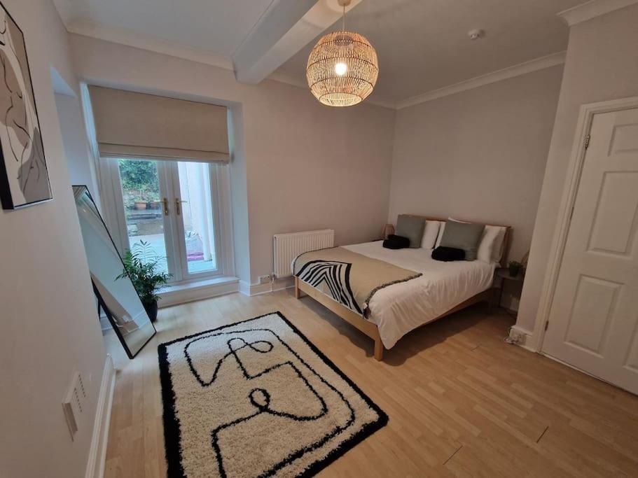 Lovely Seafront With Garden Appartement *